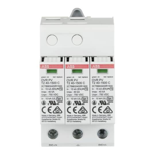 Ein dreipoliger Überspannungsableiter für Fotovoltaikanlagen mit CE-Kennzeichnung, technischen Spezifikationen und Markenlogo oben.