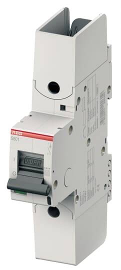 Ein grauer Leistungsschalter mit rotem ABB-Logo, Modell 'S801', steht aufrecht. Er hat einen schwarzen Hebel und technische Details aufgedruckt.