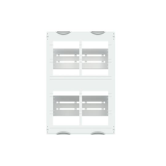 Weißer Schaltkasten mit vier sichtbaren Öffnungen. Geeignet zur Installation von Elektronik oder Verteilerkomponenten.