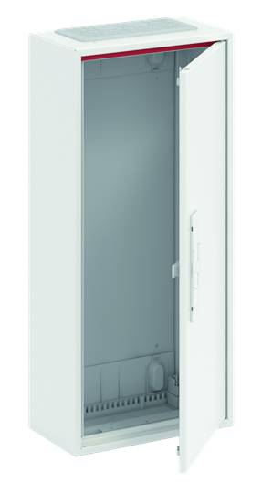 Ein offener, leerer weißer Metallschrank mit einer geöffneten Tür, geeignet zur Aufbewahrung von Geräten oder Materialien.