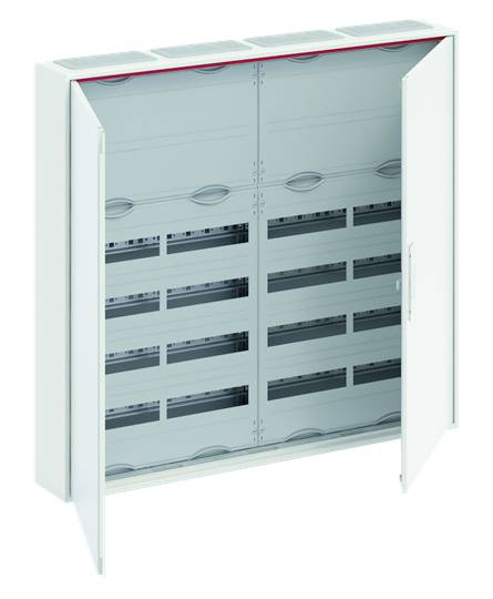 Ein offener Verteilerkasten mit mehreren Regalebenen und zwei offenen Türen, zur Installation von elektrischen Komponenten.