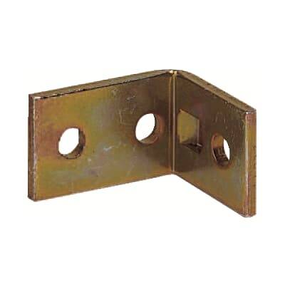 Ein metallischer Winkelverbinder mit drei runden Löchern und einem quadratischen Loch, verwendet für stabile Verbindungen in Konstruktionen.