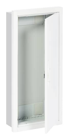 Ein weißer, offener Schaltschrank mit einer Tür auf der rechten Seite. Geeignet zur Wandmontage, zeigt Innenraum für Kabel und Geräte.