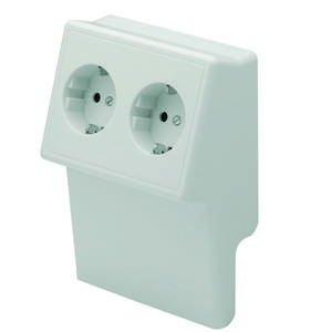 Weiße Doppelsteckdose mit zwei runden Steckplätzen, installiert an einer vertikalen Wand. Geeignet für europäische Stecker.