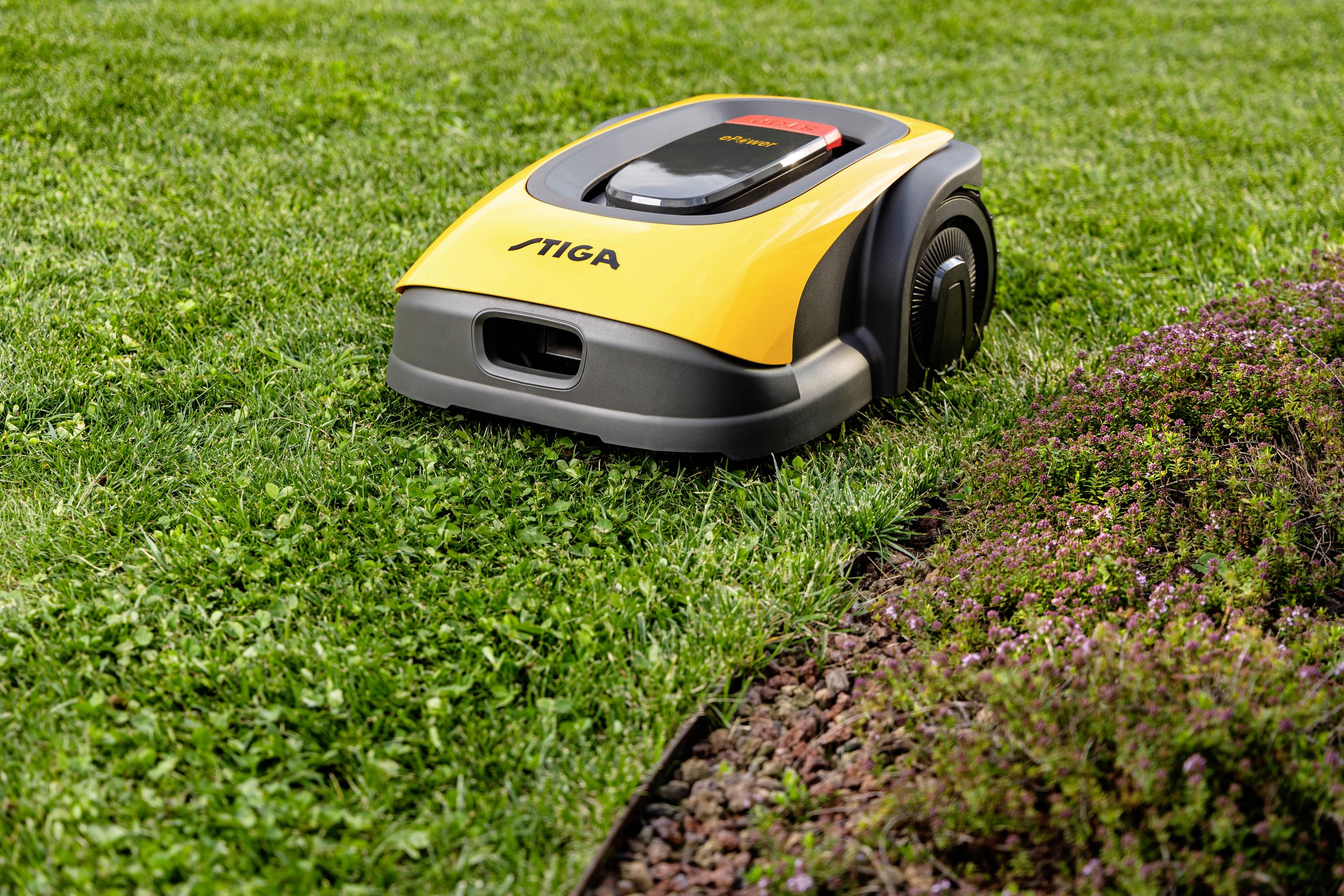 STIGA 2R7101128/ST1A 500 Mähroboter Geeignet für Fläche max. 500m²