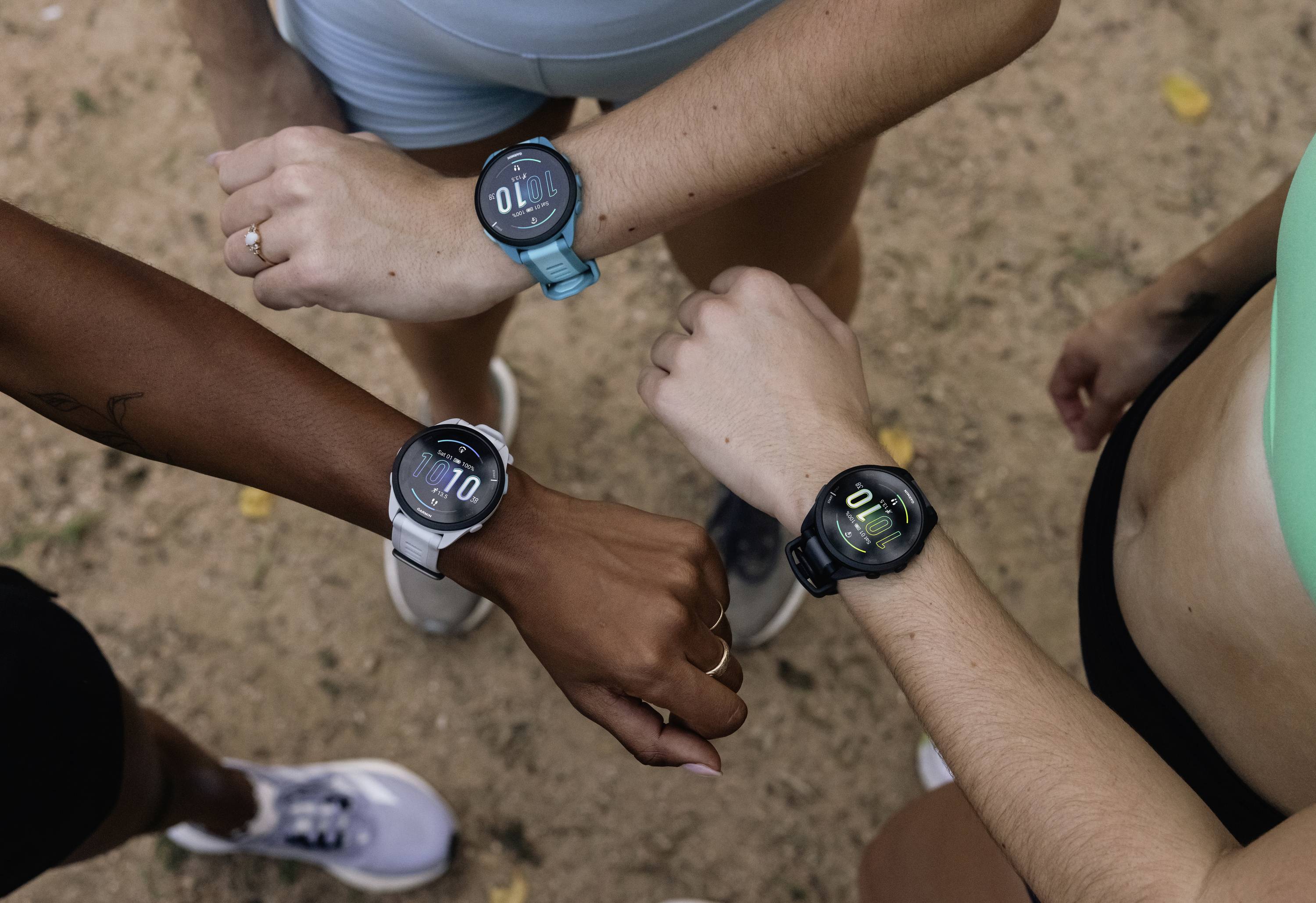 Garmin Forerunner® 165 Fitness-Tracker 43mm