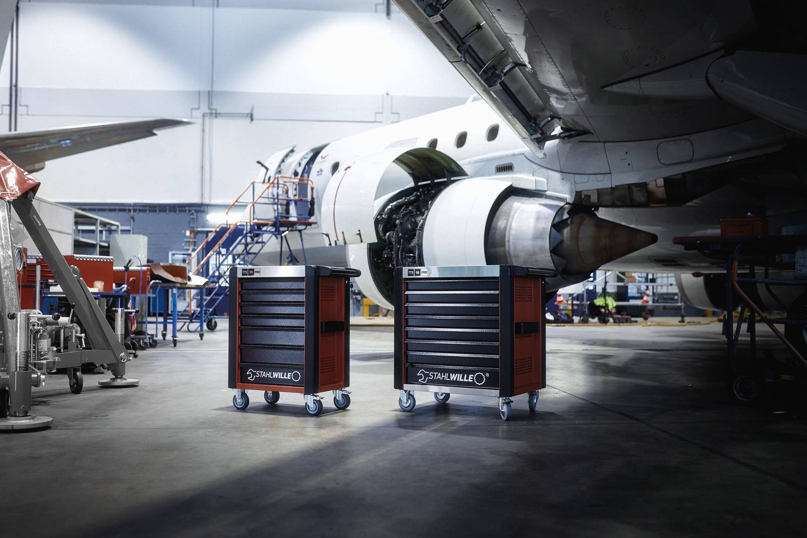 Stahlwille 81200172 Werkstattwagen Herstellerfarbe: Anthrazit, Schwarz