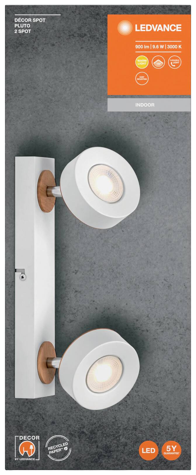 Eine LED-Wandlampe mit zwei verstellbaren, runden Spots auf einem grauen Hintergrund. Markiert für Innengebrauch.