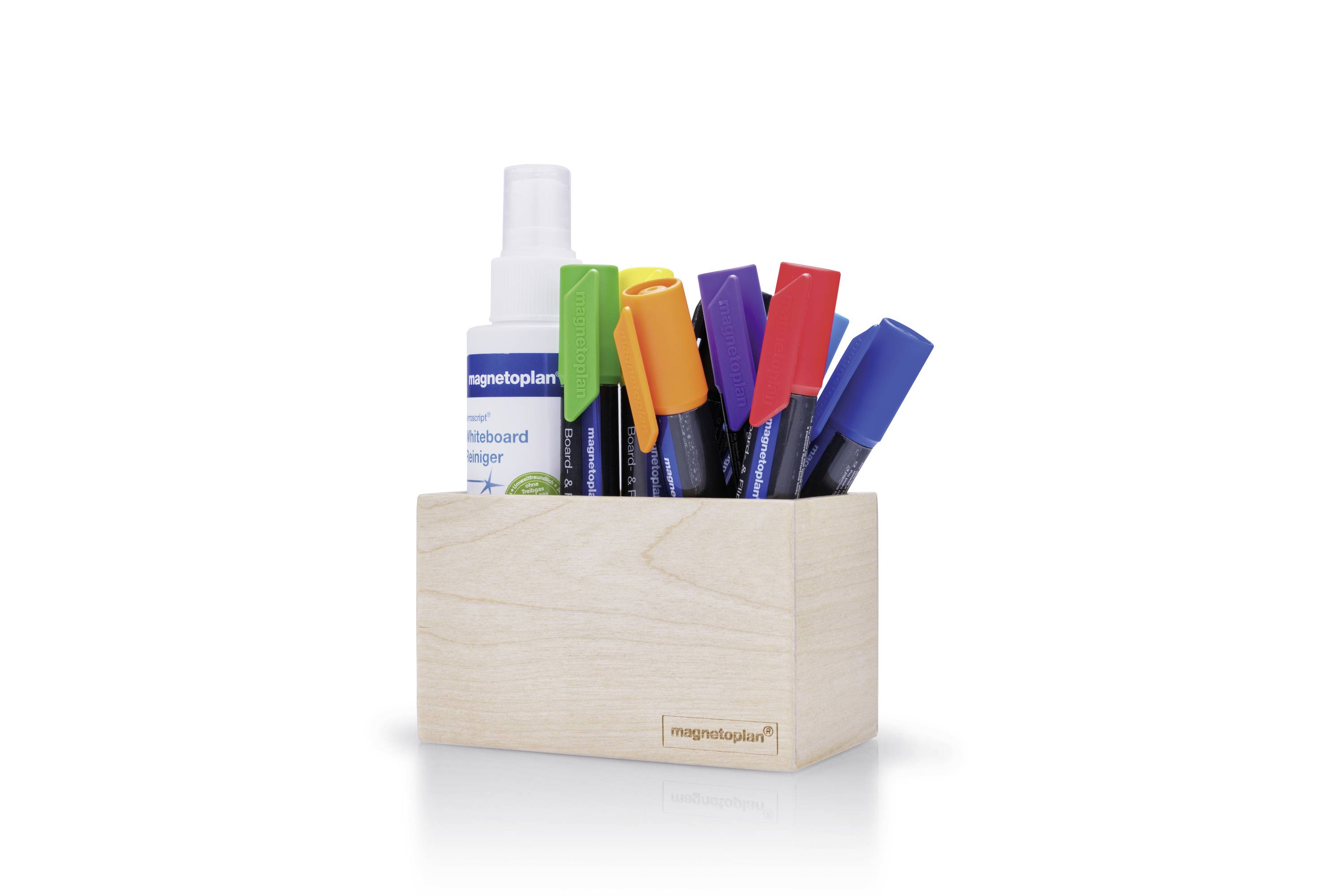 Holzbox mit fünf farbigen Boardmarkern und einem Whiteboard-Reiniger. Ideal zur Organisation von Schreibmaterialien.
