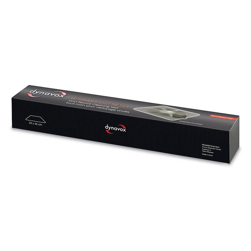 Verpackung einer Dynavox-Plattentellermatte für verbesserten Klang. Rechteckiger Karton mit Produktabbildung und Logo.