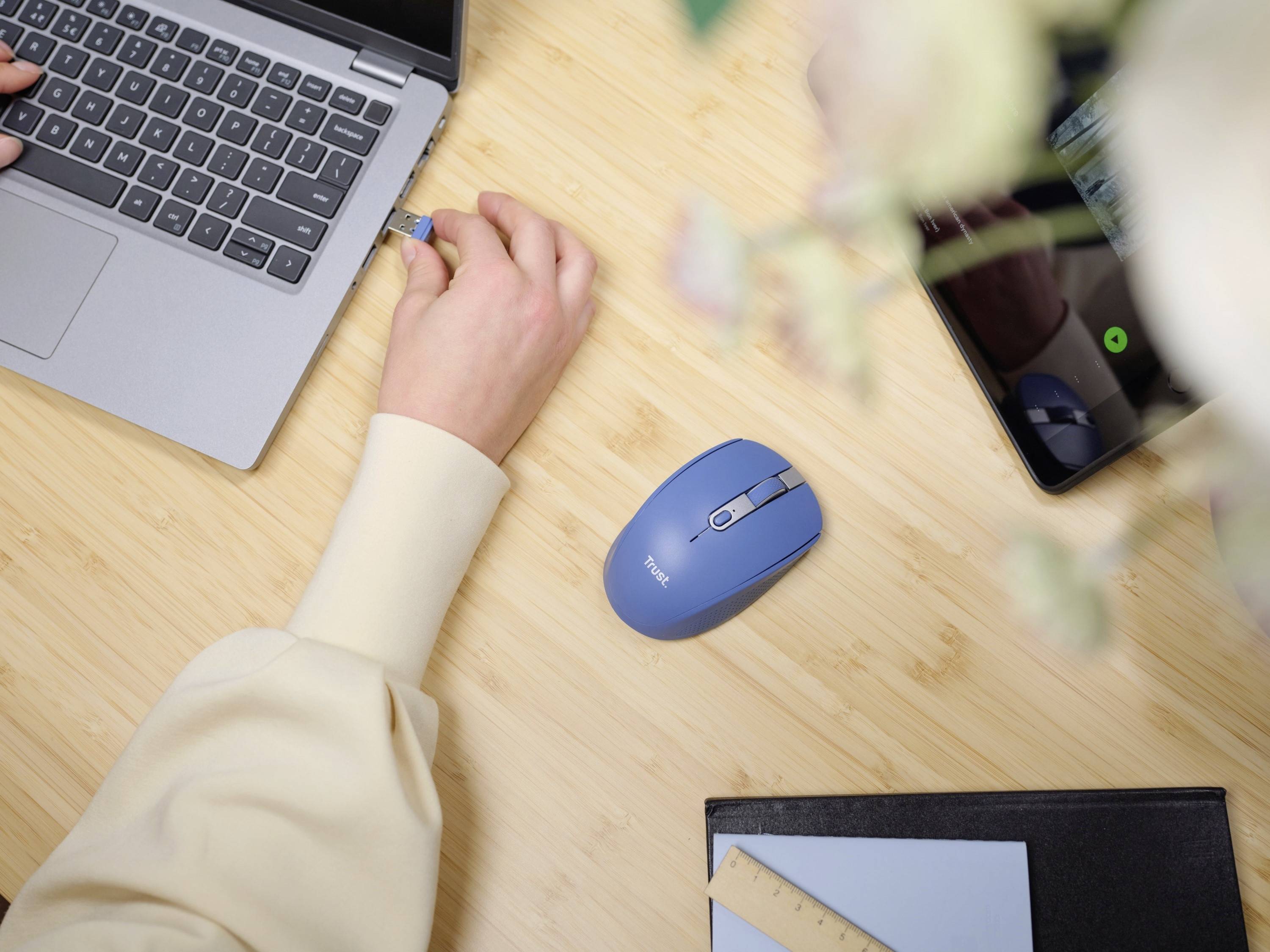 Trust OZAA COMPACT Maus Funk Optisch Blau 6 Tasten 3200 dpi Integriertes Scrollrad