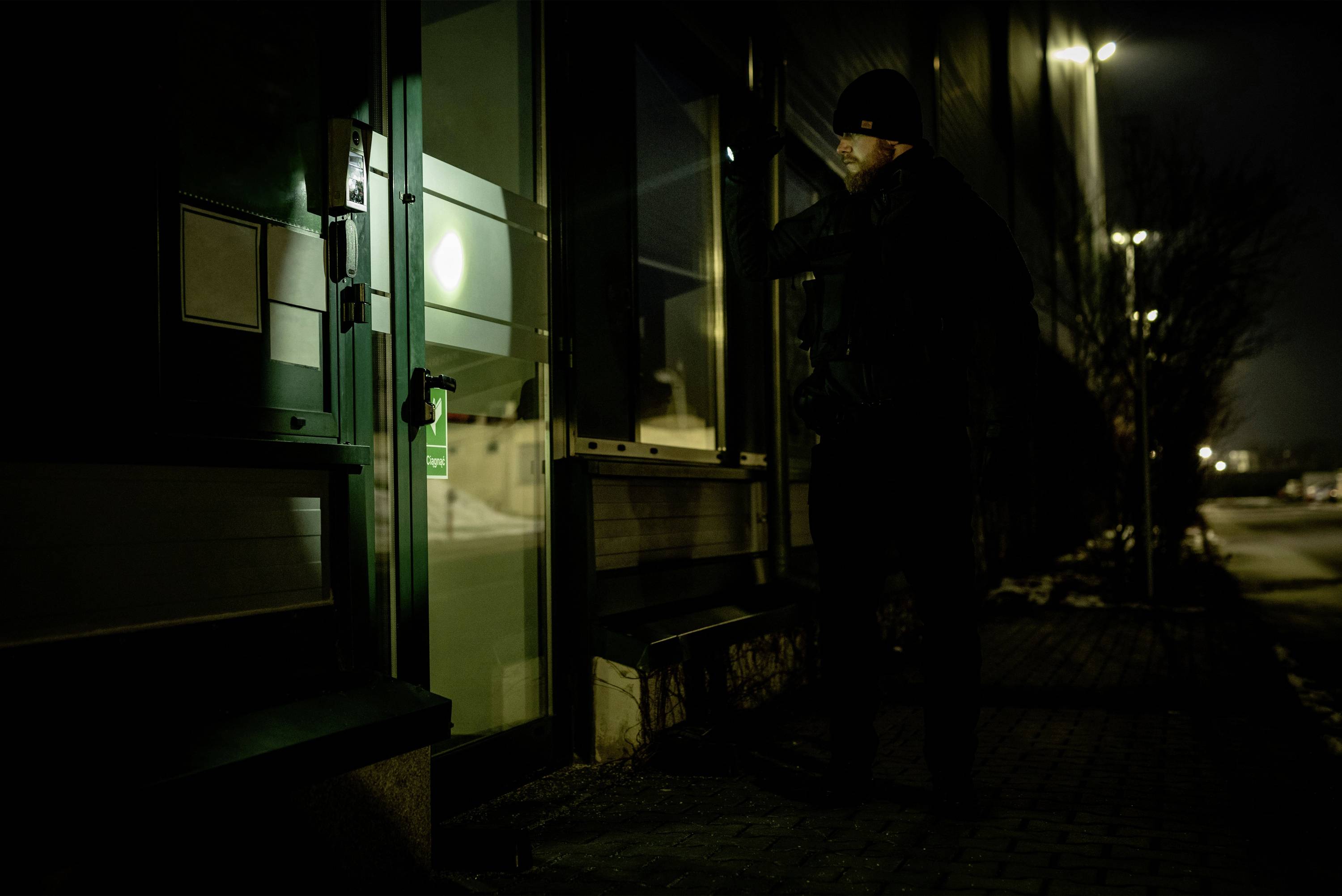 OLight Javelot EDC LED Taschenlampe akkubetrieben 1350lm 197g