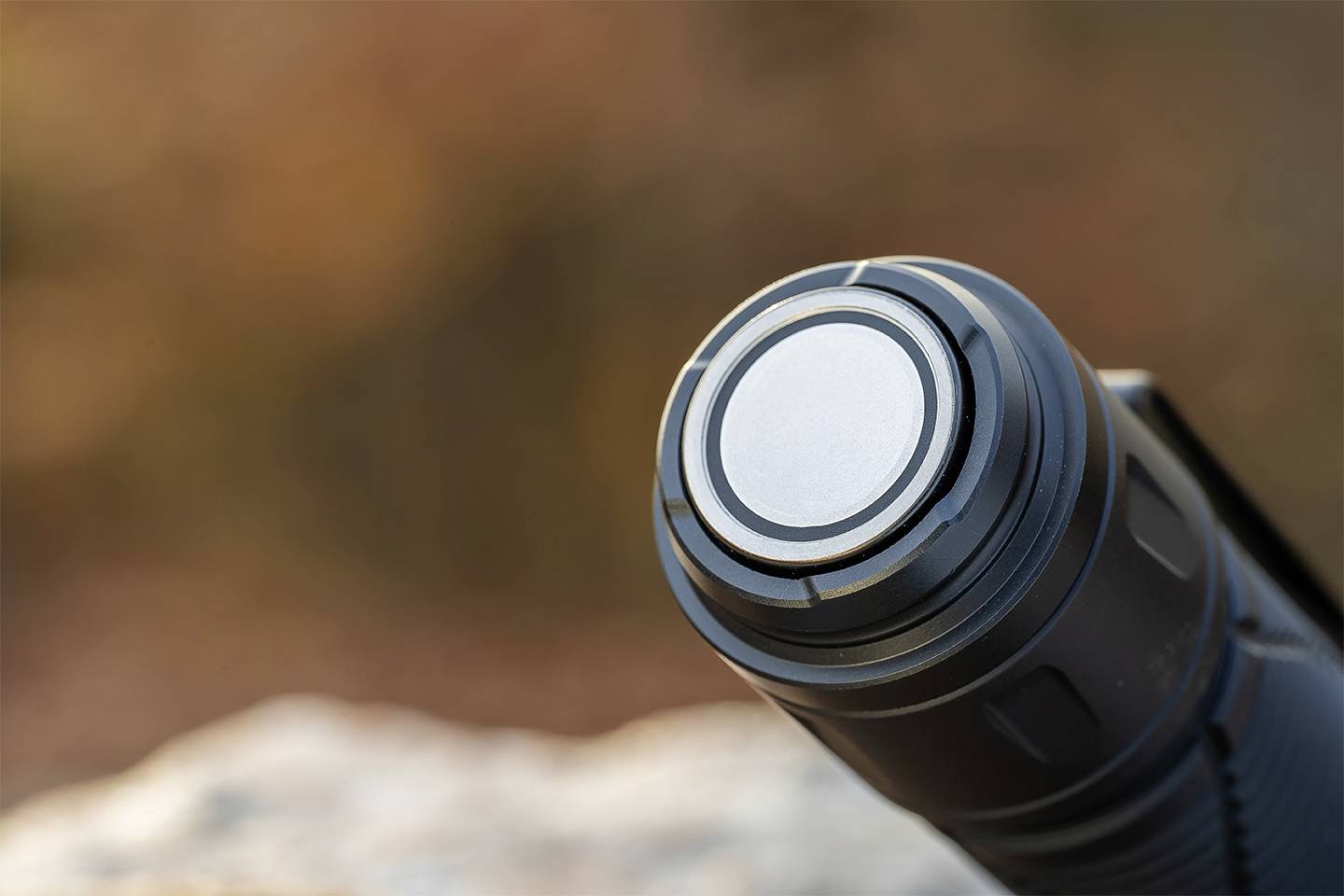 OLight Javelot EDC LED Taschenlampe akkubetrieben 1350lm 197g