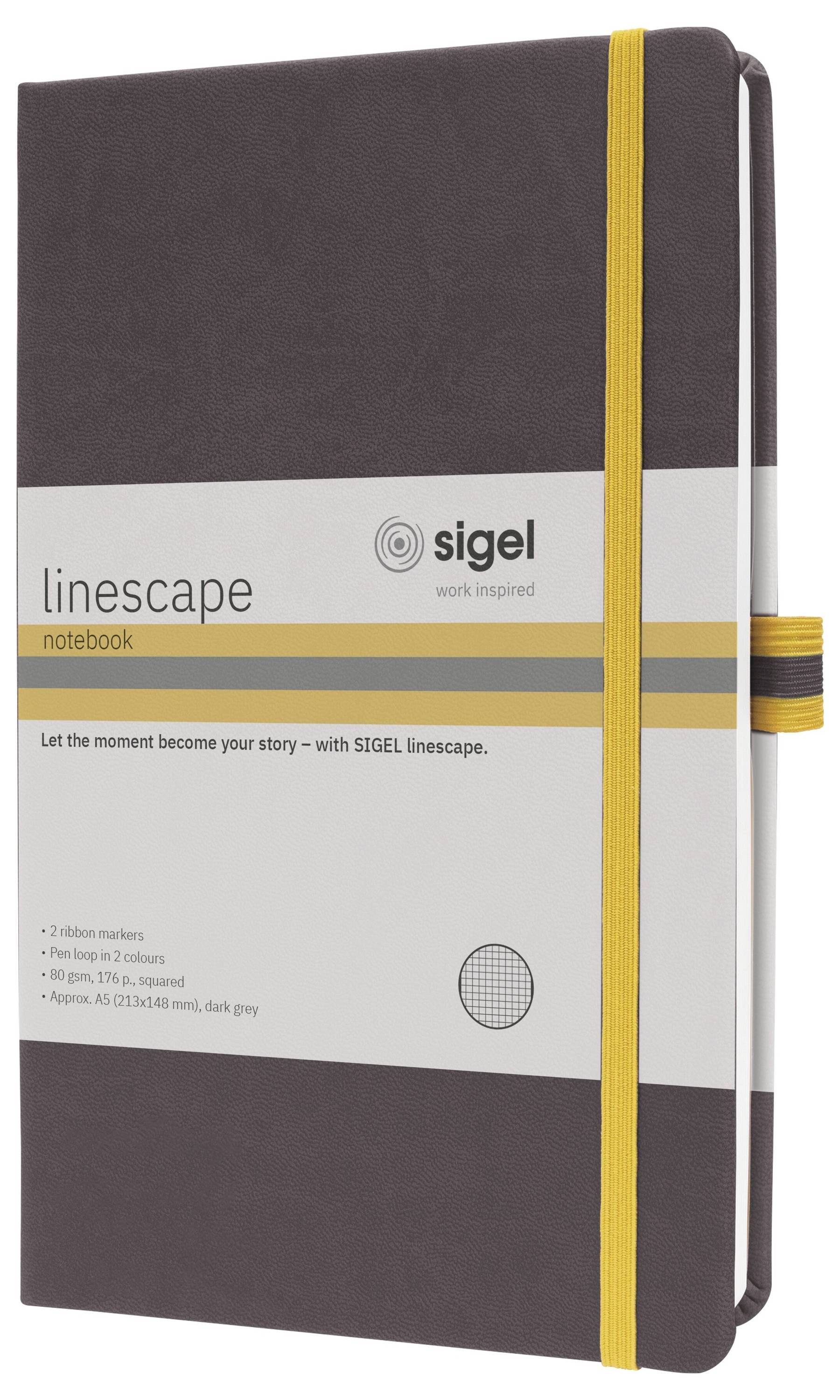 Dunkelbraunes SIGEL Linescape-Notizbuch mit gelbem Gummiband, geschlossen auf weißem Hintergrund dargestellt, mit grauem Deckenetikett und sichtbarem Lesezeichenband.