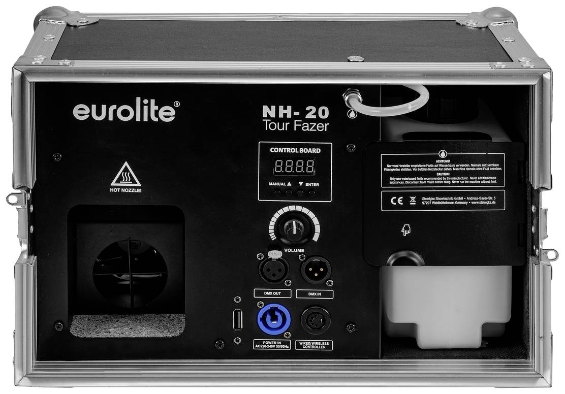 Eurolite NH-20 Nebelmaschine in einem offenen Gehäuse; Vorderansicht zeigt Bedienfeld, Tank und Lüfteröffnung.