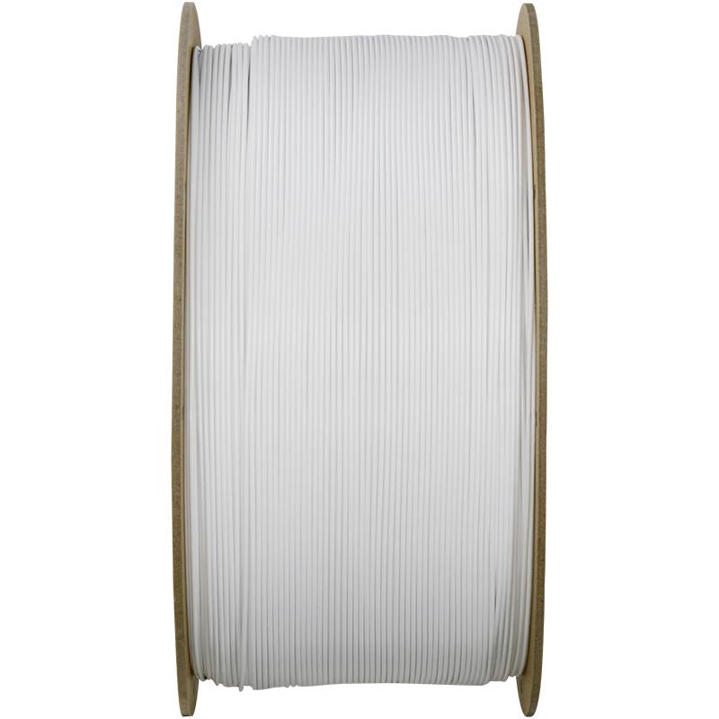 Eine Spule mit weißem Kabel, aufgerollt zwischen zwei runden Holzscheiben. Kabel hat eine gleichmäßige, glatte Oberfläche.