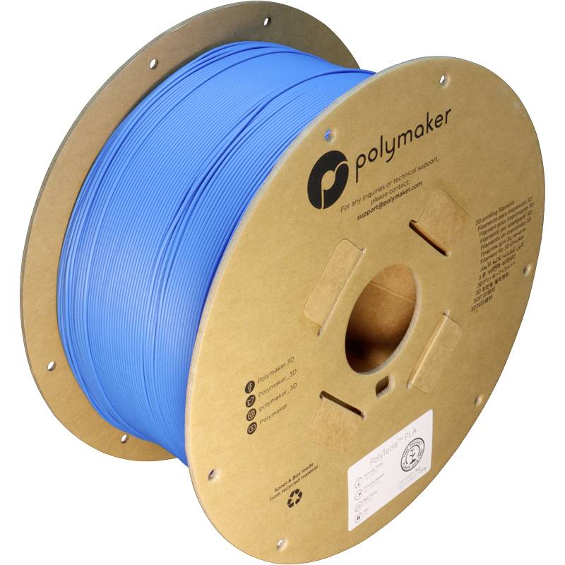 Eine Spule blaues 3D-Druck-Filament von Polymaker, auf einer Pappspule gewickelt.