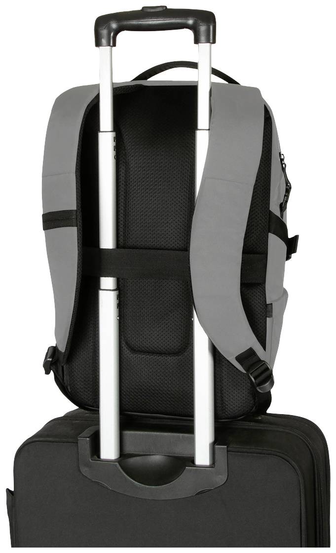Ein schwarzer Koffer mit ausgezogenem Griff. Ein grauer Rucksack ist über den Griff gehängt.