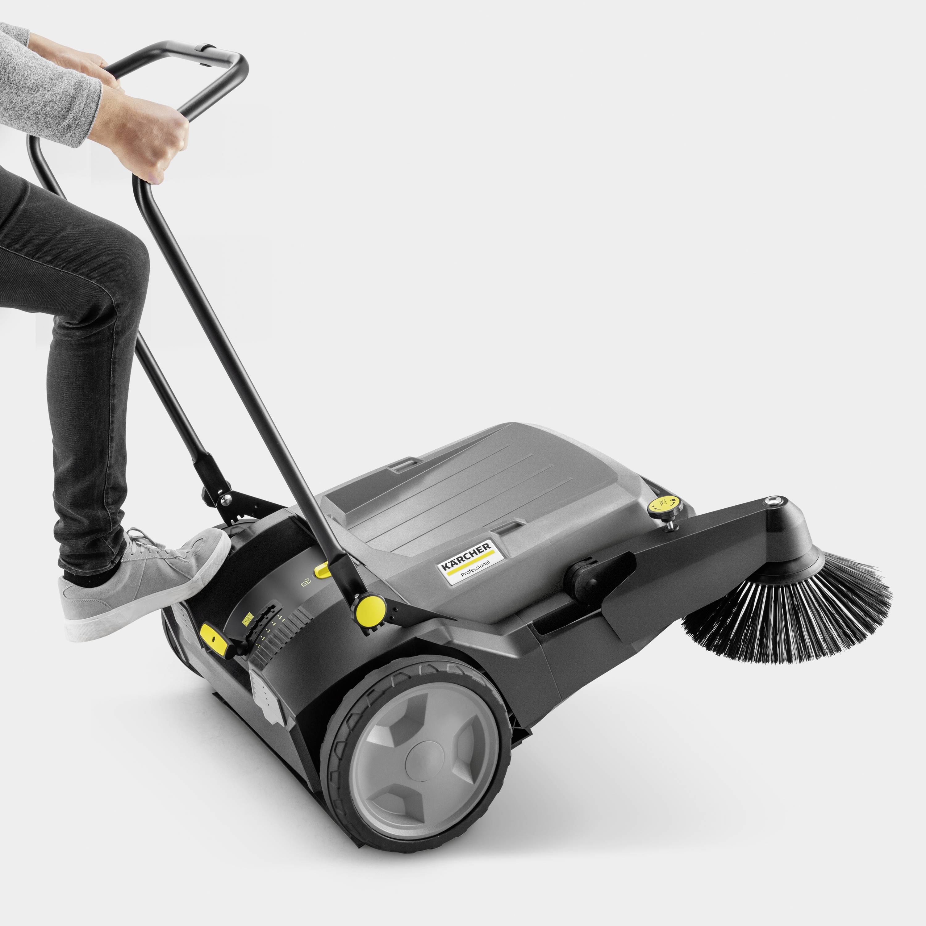 Kärcher Professional KM 70/20 C Hand Kehrmaschine 1St.