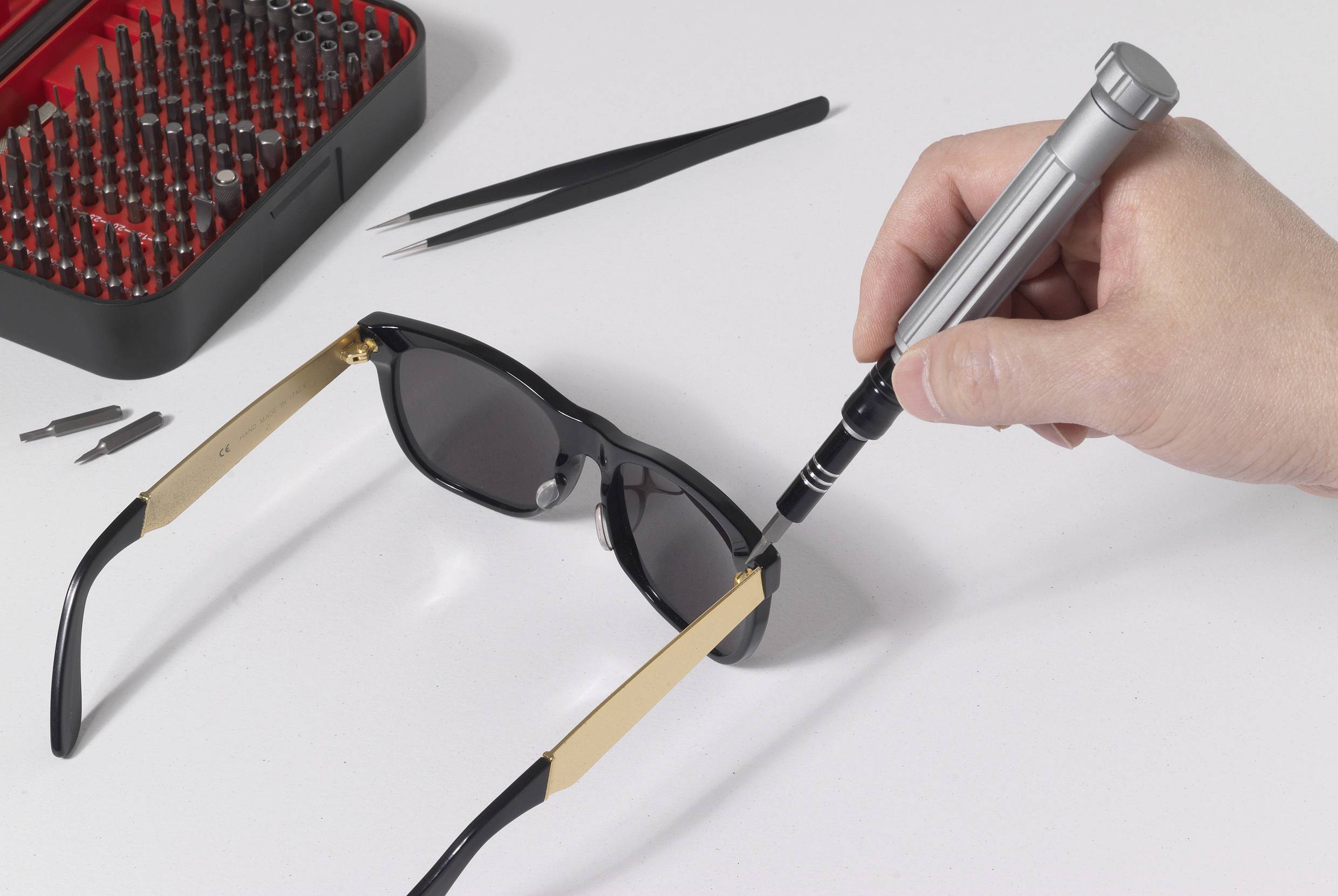 TOOLCRAFT TO-9407052 Bit-Set 150teilig Kreuzschlitz Phillips, Kreuzschlitz Pozidriv, Außen-Sechskant, Sechskant, Tri-Wing