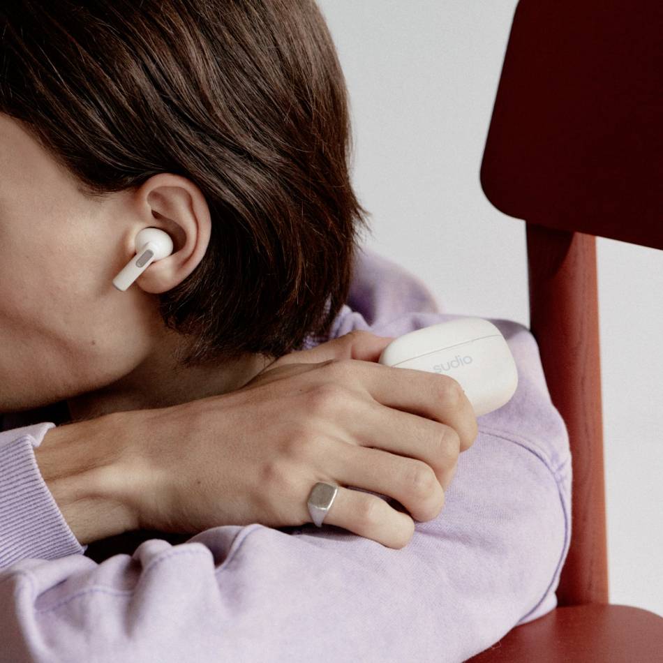 Sudio A1 Pro In Ear Headset Bluetooth® Stereo Sand Noise Cancelling Headset, Ladecase, Touch-Steuerung