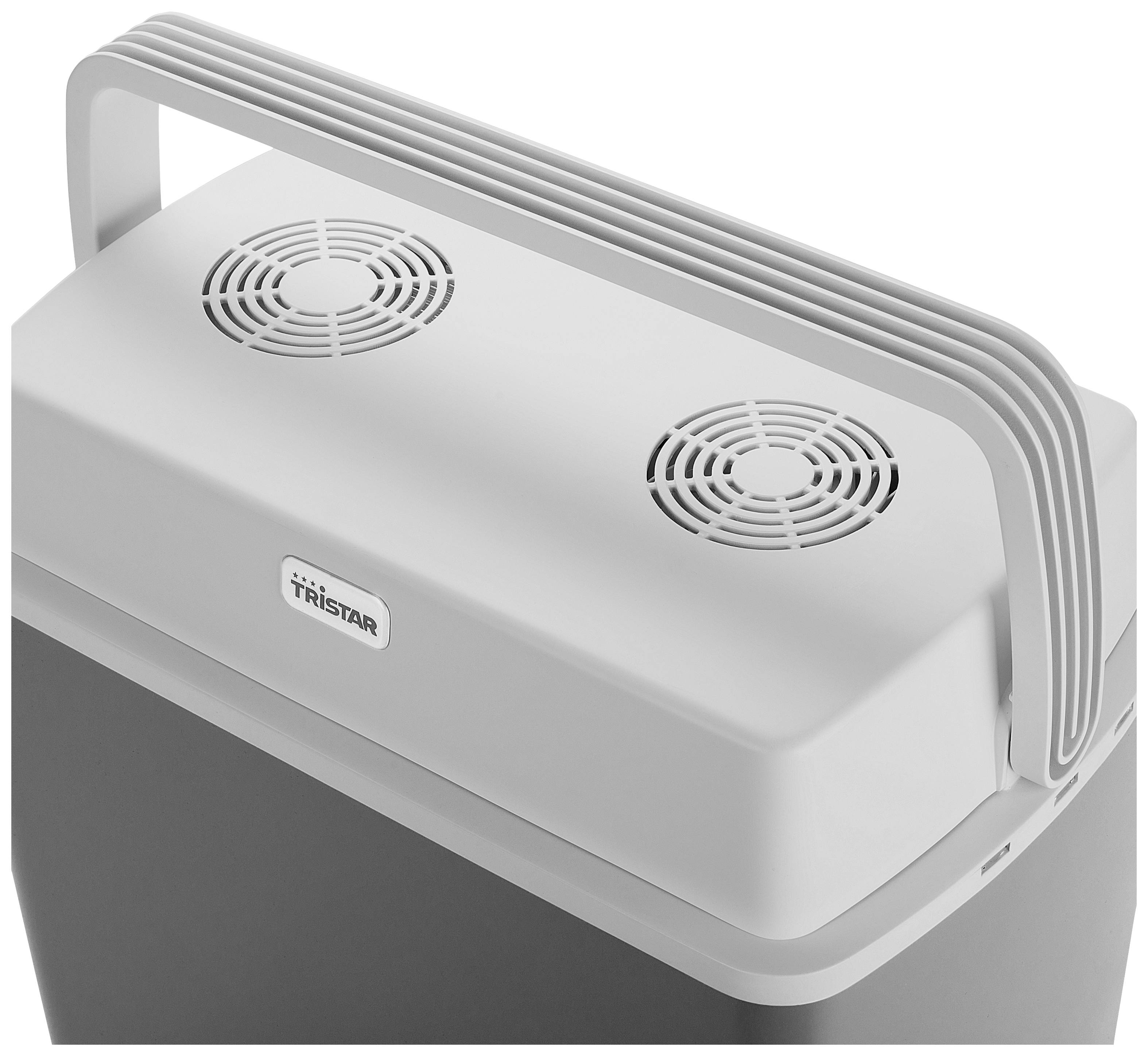 Eine graue Kühlbox von Tristar mit einem Tragegriff und zwei Lüftern auf dem Deckel.