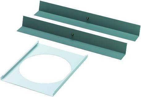 Ein Lüftungsgitter-Set bestehend aus zwei rechteckigen Metallleisten und einer Platte mit rundem Ausschnitt, zur Belüftungstechnik.