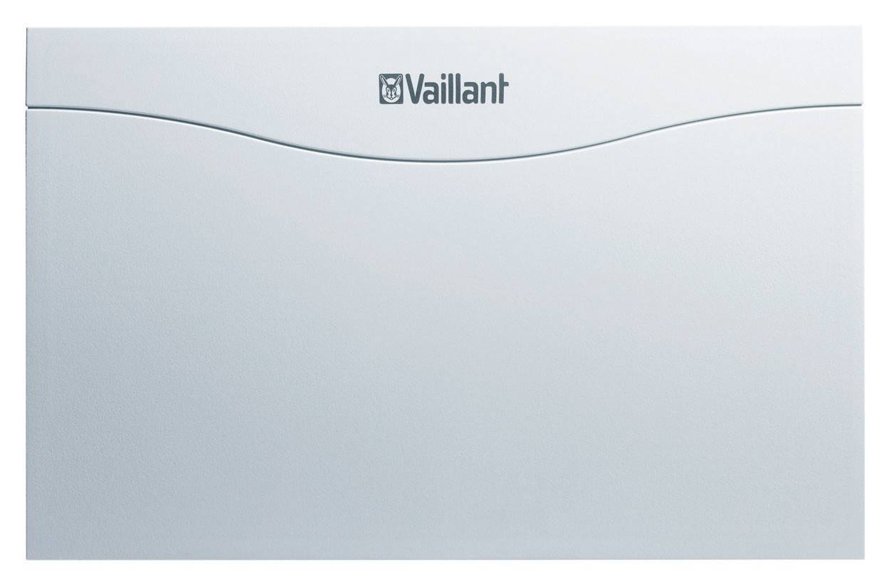 Ein weißes Vaillant-Bedienfeld mit leicht geschwungener Linie und Vaillant-Logo oben in der Mitte.