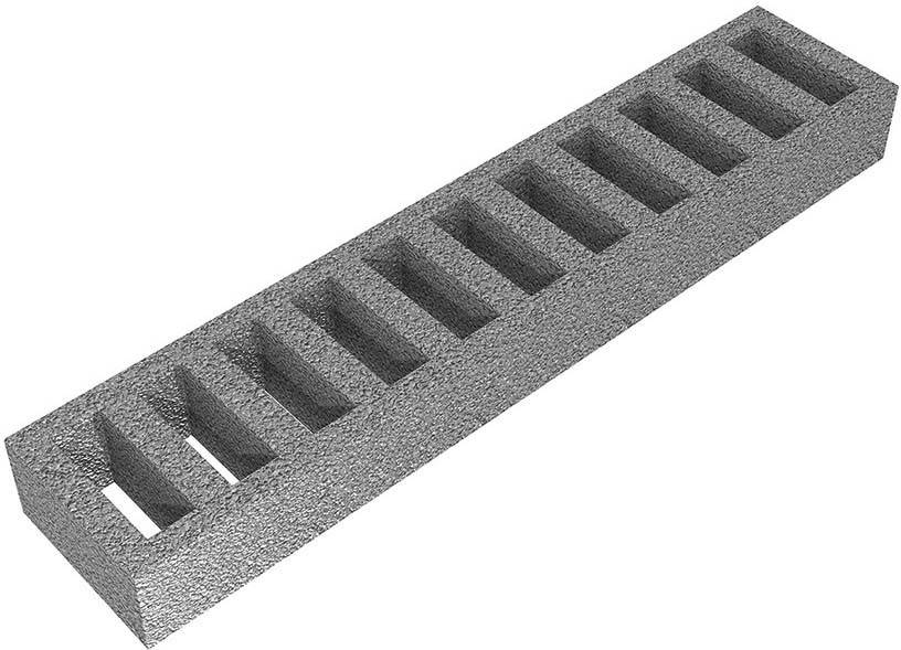 Grauer Betonblock mit rechteckigen Aussparungen, hauptsächlich verwendet für Abflüsse oder Wasserableitungen im Bauwesen.