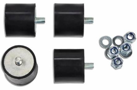 Schwarze Gummifüße mit Metallgewinde und Unterlegscheiben, Schraubenmuttern daneben. Sie dienen als Dämpfungselemente.