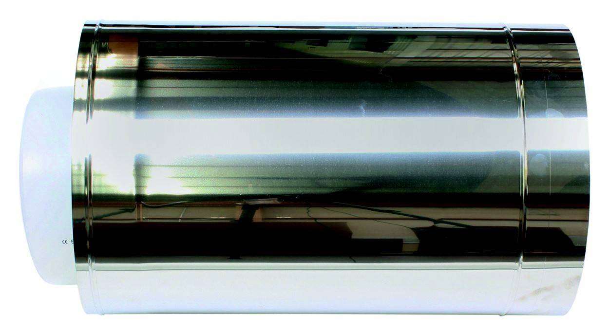 Ein glänzender, zylindrischer Metallkanal mit reflektierender Oberfläche. Wahrscheinlich Teil eines Belüftungssystems.