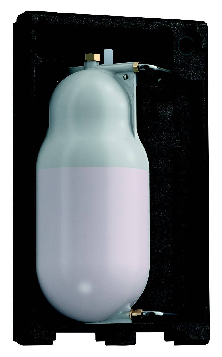 Ein Druckausdehnungsgefäß in einem schwarzen Gehäuse, verwendet zur Regulierung des Wasserdrucks in Heizsystemen.