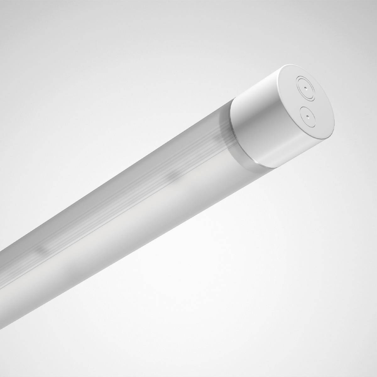 Eine weiße LED-Röhre mit silbernen Endkappen vor grauem Hintergrund. Die lichtdurchlässige Hälfte kann Licht abgeben.
