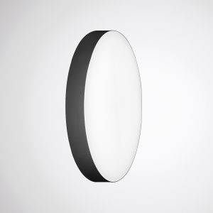 Runde, moderne Wandleuchte mit schwarzem Rand und weißer, sanft leuchtender Oberfläche an neutraler grauer Wand montiert.