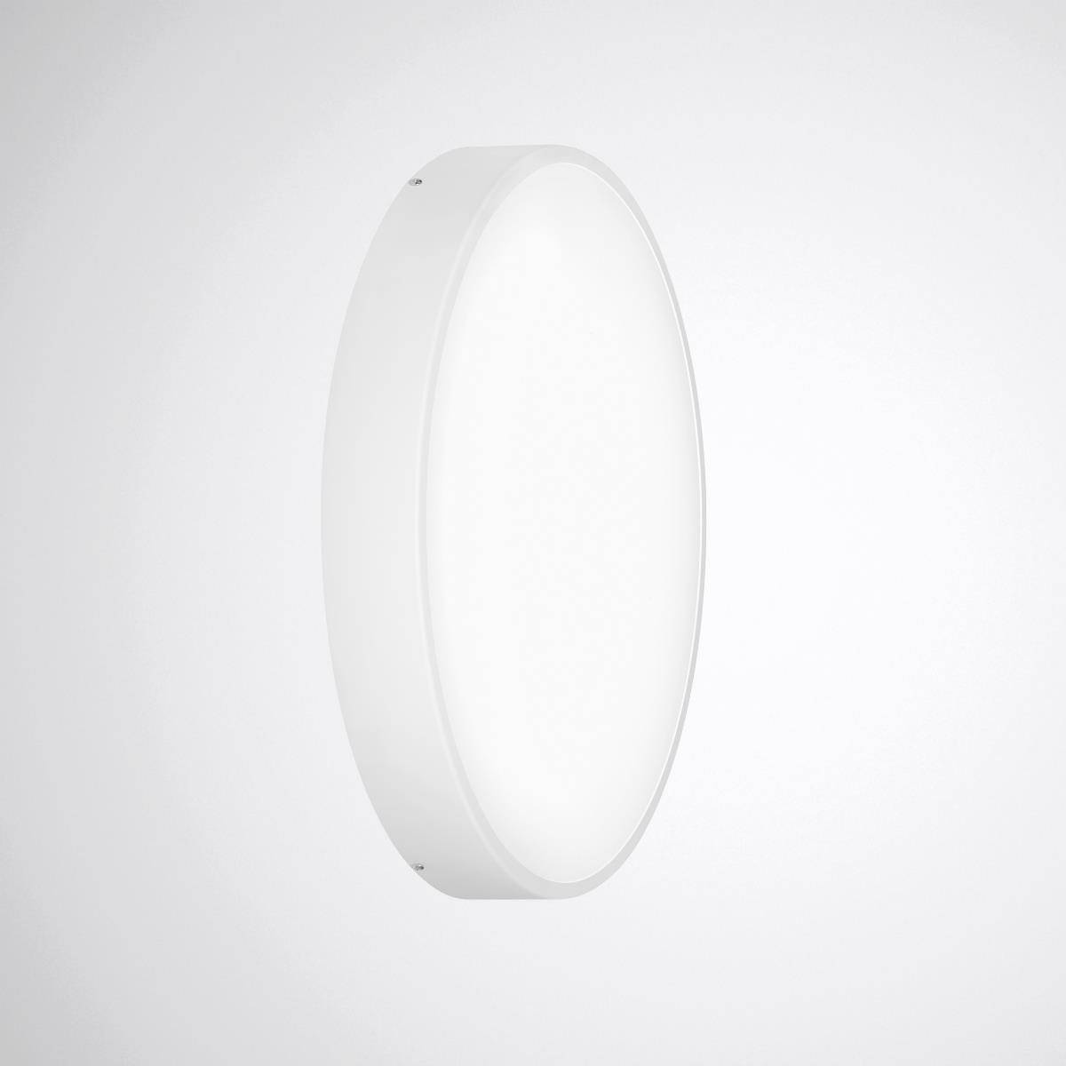 Eine weiße, runde Wandlampe mit schlichtem, modernem Design strahlt gleichmäßig weiches Licht aus.