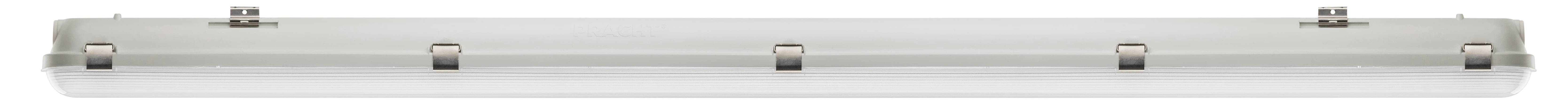 Eine weiße Deckenleuchte mit Metallklammer, die an einer Halterung befestigt ist. Die Oberfläche der Lampe ist strukturiert.