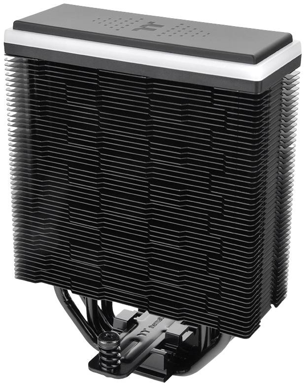 Ein schwarzer CPU-Kühler mit mehreren Kühlrippen und Heatpipes, geeignet zur Wärmeableitung in Computern.