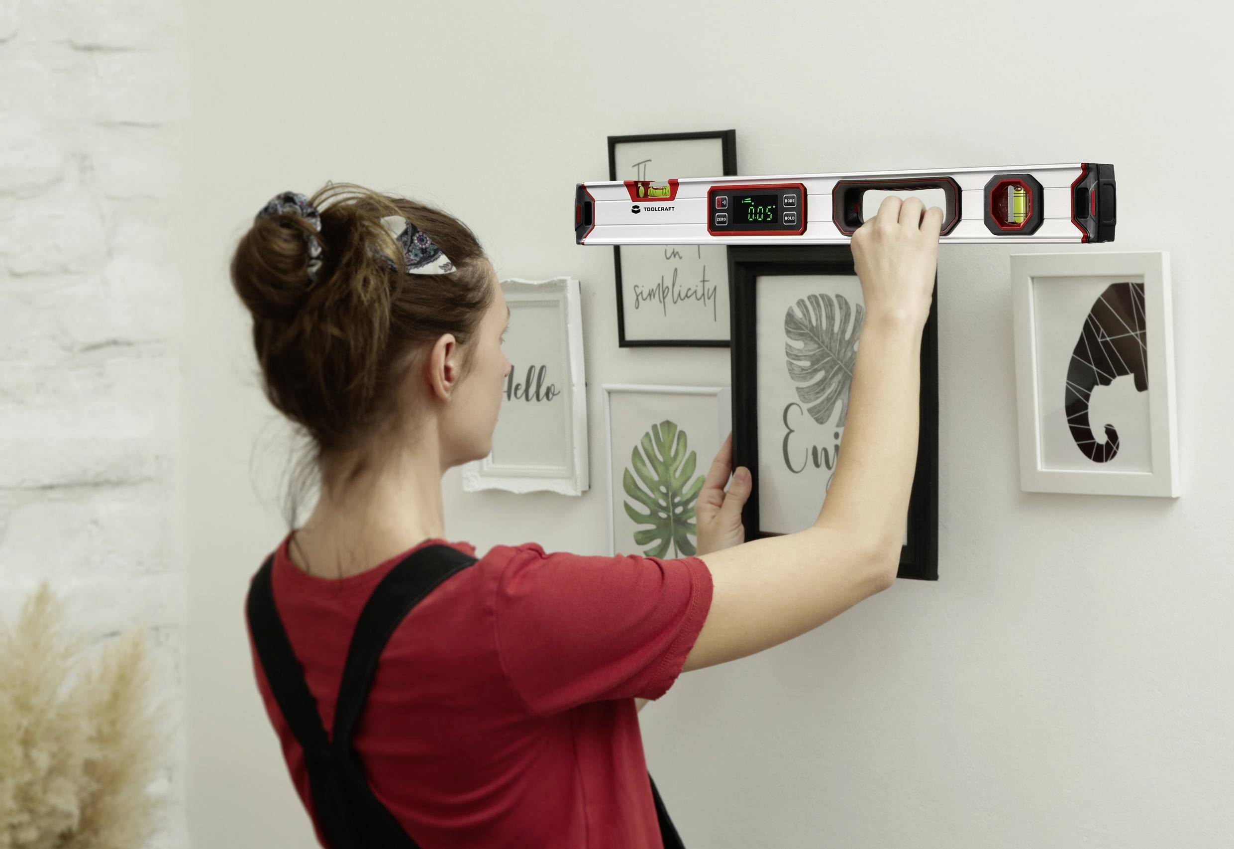 TOOLCRAFT TO-9469539 Digitale Wasserwaage mit Magnet 600mm 360° 1.0 mm/m