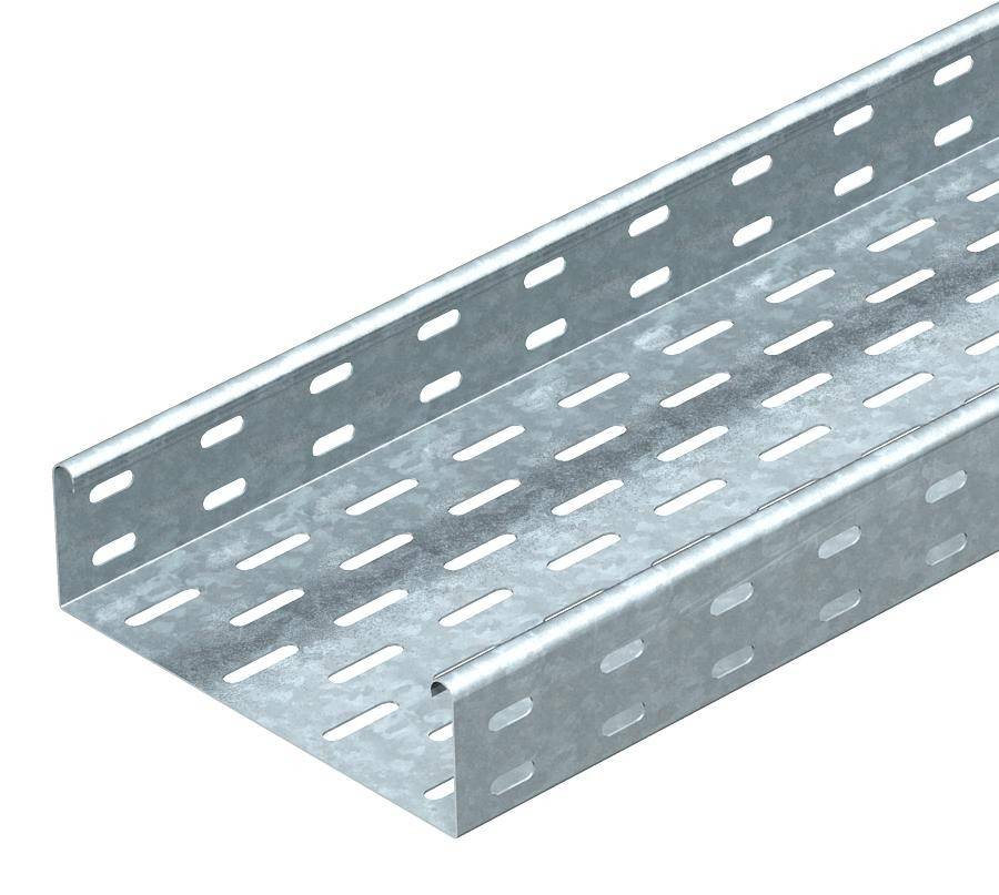 Metallkabelrinne mit seitlichen Belüftungslöchern, geeignet zur sicheren und geordneten Kabelverlegung in industriellen Umgebungen.