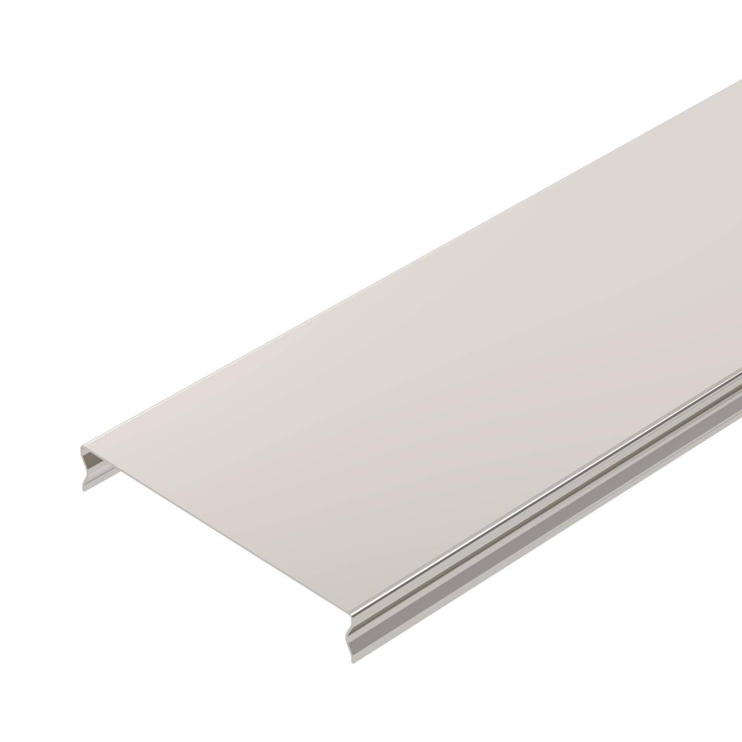 Metallprofil in rechteckiger Form, silbergrau, glatt, geeignet für Bau- oder Montagezwecke.