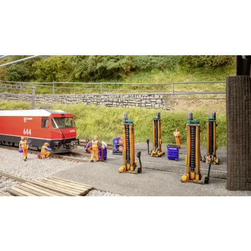 NOCH N Bahnbetriebswerk Bemalt, Stehend NOCH N Bahnbetriebswerk Bemalt, Stehend