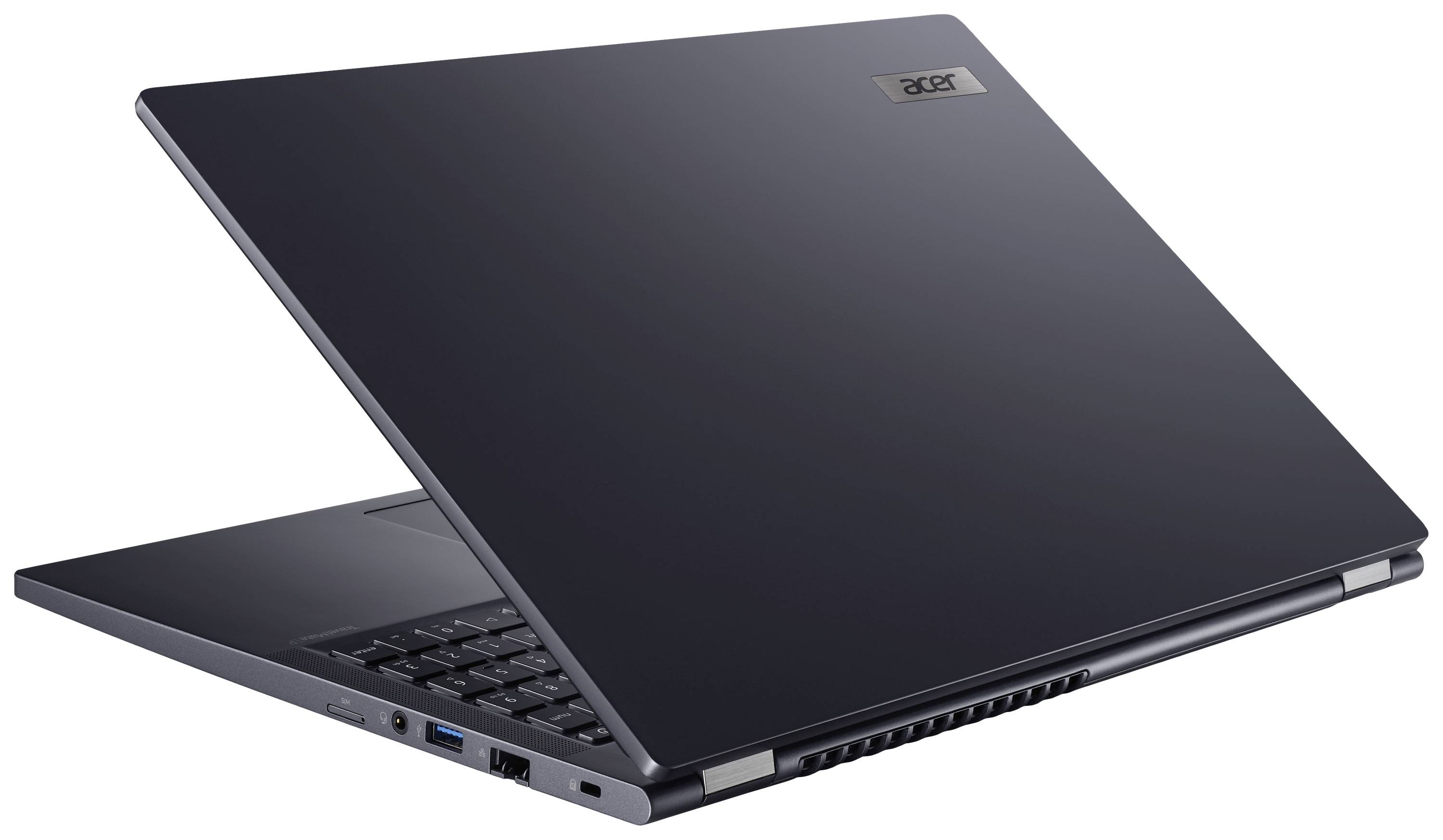 Ein schwarzer Laptop mit teilweise geschlossenem Deckel, der die Tastatur teilweise verdeckt. Auf dem Deckel ist ein Logo sichtbar.