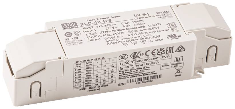 Elektronischer Transformator mit technischen Spezifikationen auf der Oberseite. Enthält Informationen zu Eingang und Ausgangsspannung sowie Sicherheitskennzeichnungen.