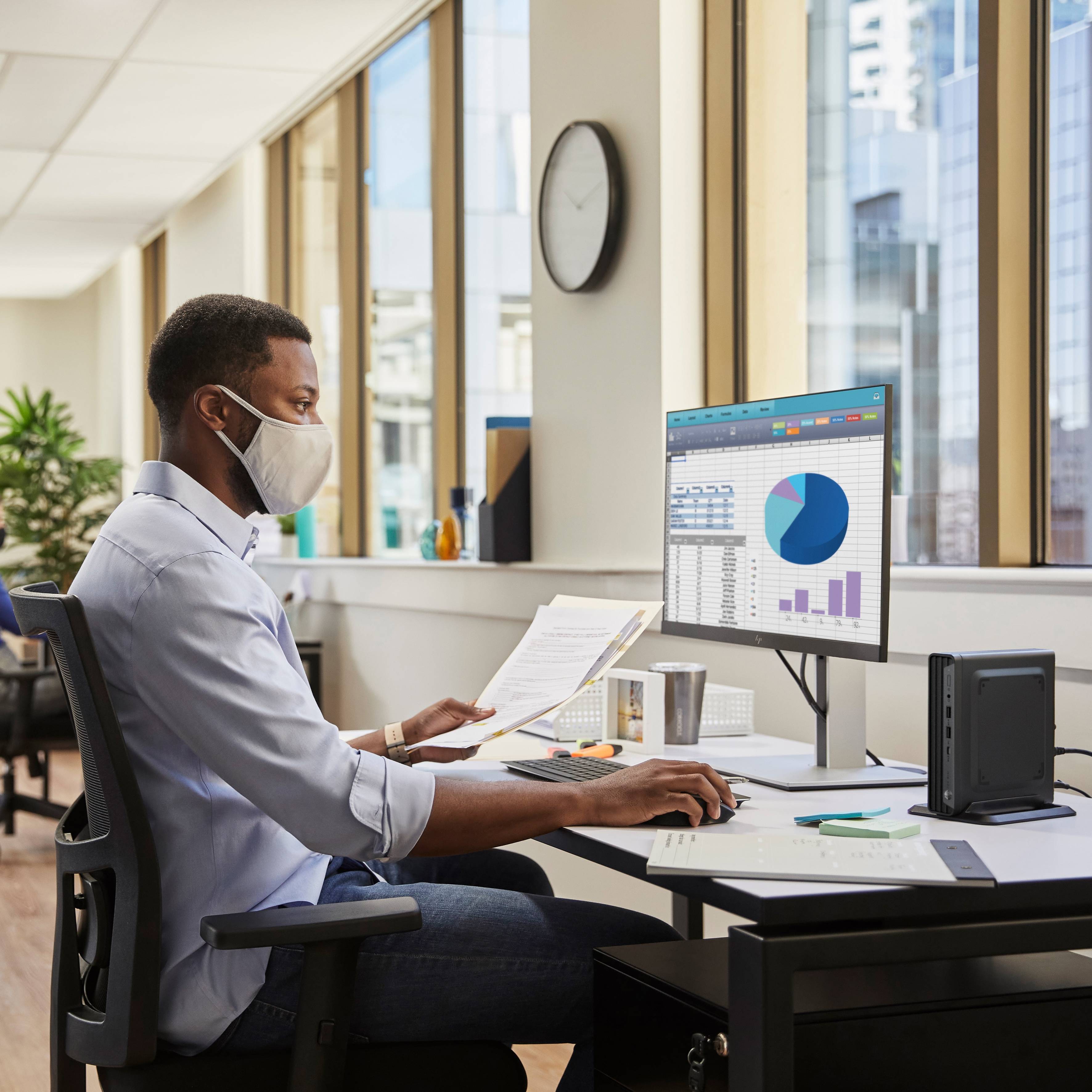 HP Desktop PC Pro Mini 400 G9 Intel® Core™ i7 i7-13700T 4.9GHz 16GB RAM 512GB SSD Intel UHD Graphics 770 Win 11 Pro 9M9A9AT#ABD