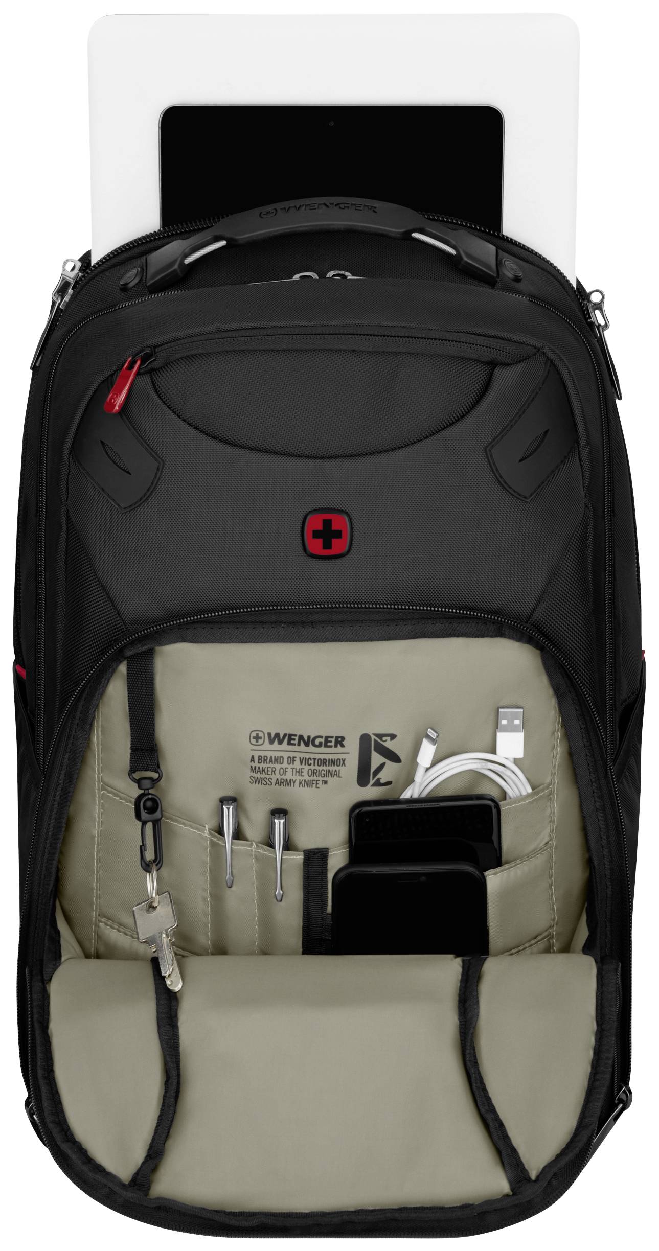 Ein geöffneter Rucksack zeigt mehrere Taschen und Fächer mit Inhalt wie Kabel, Stifte, und ein Tablet, organisiert für einfachen Zugang.