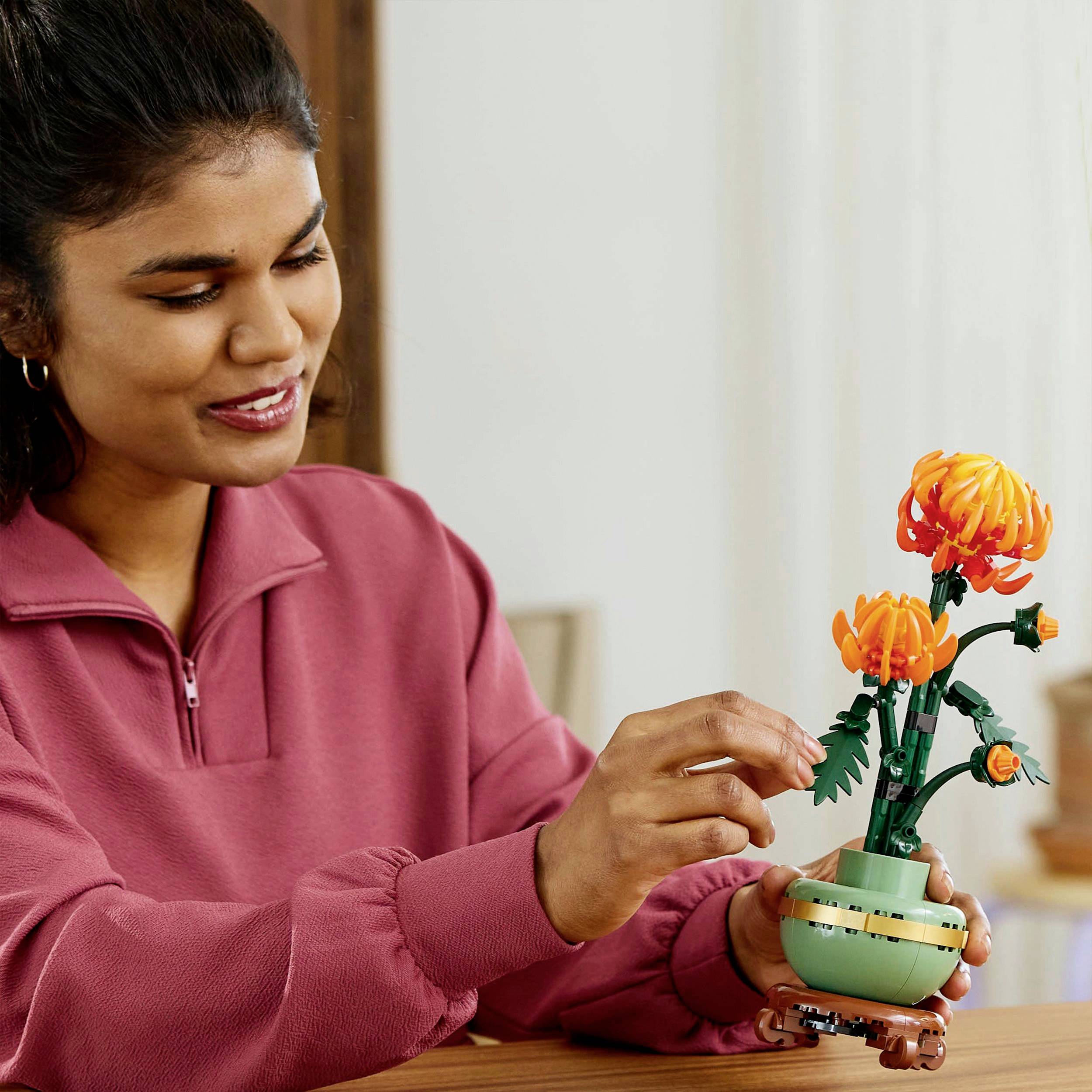 LEGO® ICONS™ 10368 Chrysantheme