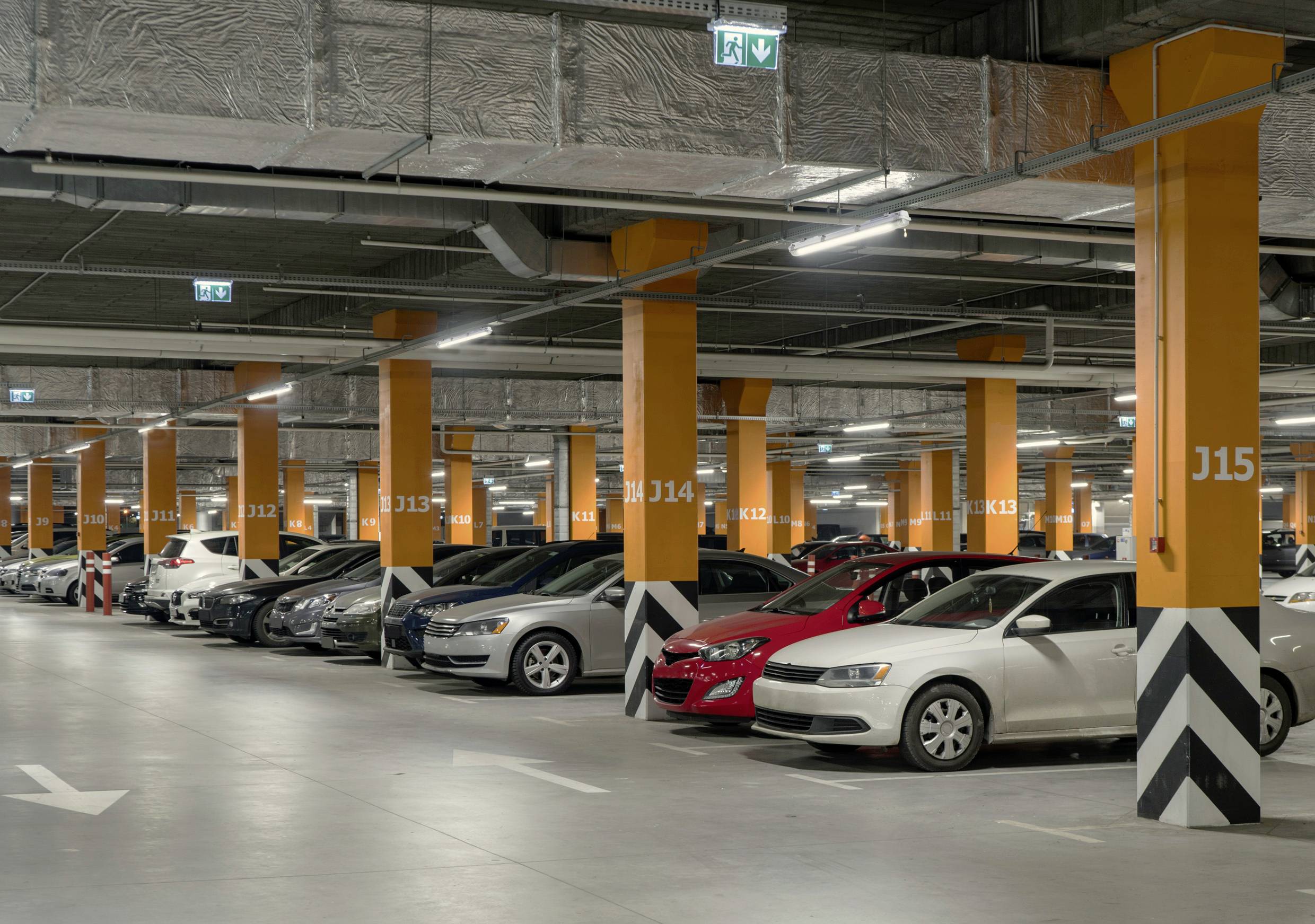 Sygonix LED-Feuchtraum-Wannenleuchte LED-Röhre T8 9W Neutralweiß Grau