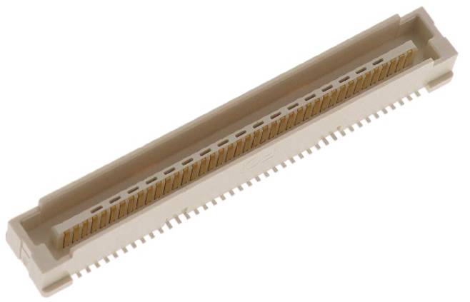 Eine Nahaufnahme eines beige farbenen Steckers mit zahlreichen Stiften im Inneren, der zum Herstellen elektronischer Verbindungen zwischen Komponenten konzipiert ist.