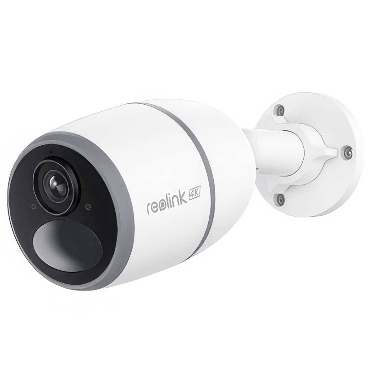 Weißes Überwachungskameramodell von Reolink an einer Wand befestigt, geeignet für Sicherheitsüberwachung im Außenbereich.