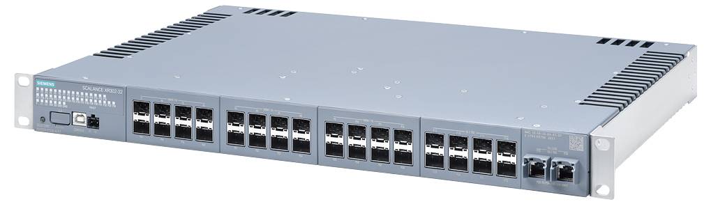 Ein silberner Netzwerk-Switch mit mehreren Ethernet-Ports und Lüftungsschlitzen an den Seiten, geeignet für den Einbau in ein Server-Rack.